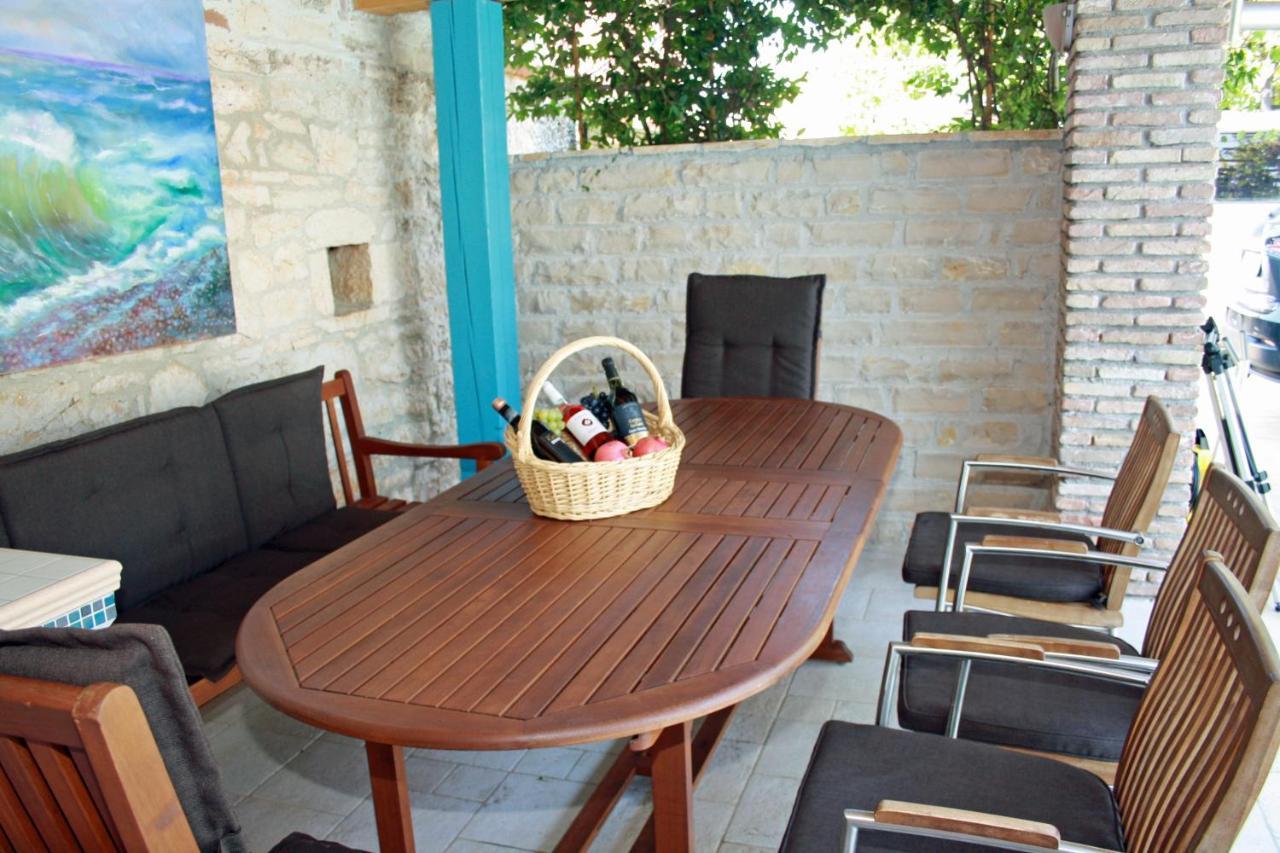 "Art House" Rovinj-Holiday, Holiday Home To Rent Rovinjsko Selo Kültér fotó