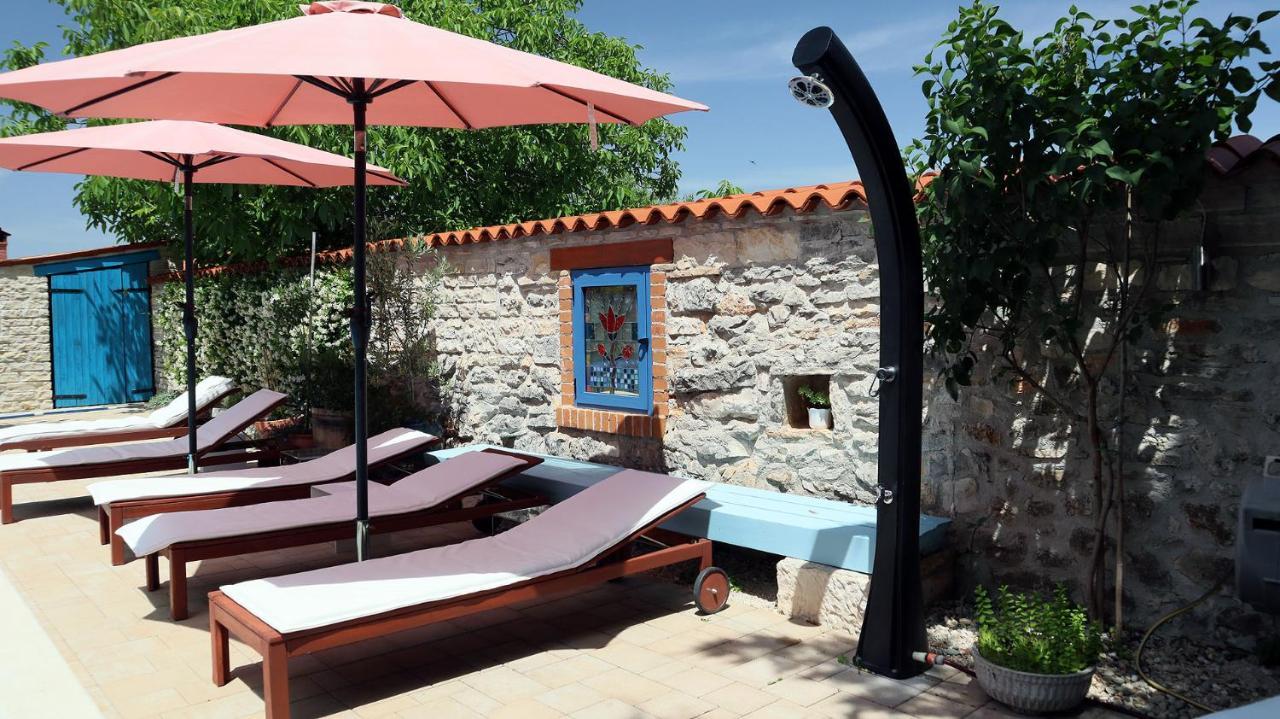 "Art House" Rovinj-Holiday, Holiday Home To Rent Rovinjsko Selo Kültér fotó